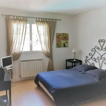 Luxueuse Avec Piscine Sur Les Hauts De * Биарриц