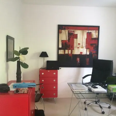 Luxueuse Avec Piscine Sur Les Hauts De Вилла